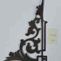 Hoole Corner Trumpet Flower with Leaves and Lines Template, Design 1733