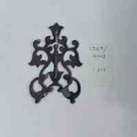 Hoole Rhombus Damask Floral Template, Design 1367/1448