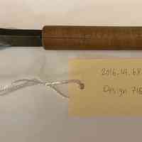 Hoole Metal Gouge Wedged into Handle, Design 716