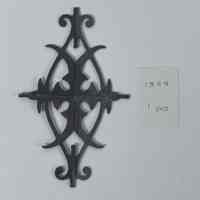 Hoole Cross Patee inside Stylized Oval with Leaves Template, Design 1397
