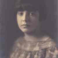 Large portrait of Stella Patri