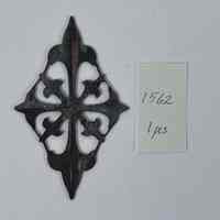 Hoole Fleur de Lis and Flowers in Diamond Shape Template, Design 1562