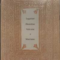 Legature bizantine vaticane e marciane : storia dei materiali e delle tecniche di manifattura : mostra organizzata dallʹIstituto centrale per la patologia del libro, Biblioteca Palatina, Parma, 16 novembre-22 dicembre 1989 / guida alla mostra a cura di Assunta Di Febo ... [et al.].