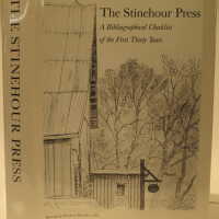 The Stinehour Press : a bibliographical checklist of the first thirty years / selected and compiled by David Farrell ; with an introduction by Roderick Stinehour.