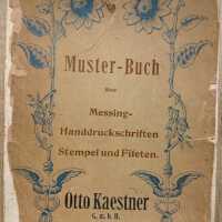 Muster-buch uber messing - handdruckschriften Stempel und Fileten