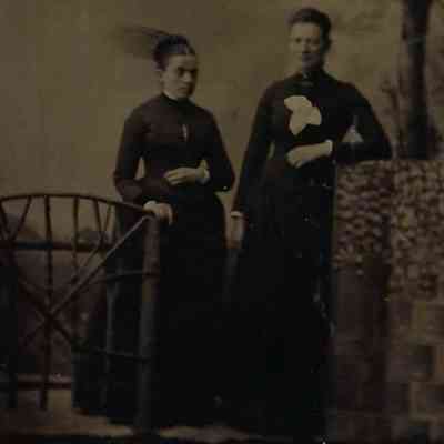 Local Families Photograph Collection/L. Mabel Hall and Amy Ida Williams tin-type
