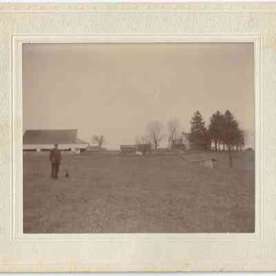 Elwood and Amy Ida Glisson’s farm. “We moved there March 25th 1890”: front of photograph with frame/mount