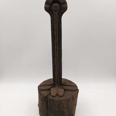 Enterprise 14 Inch Foot Standard