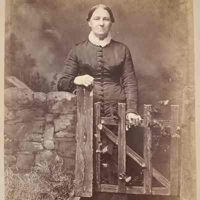 Garrett Family Manuscript Collection/unidentified woman
