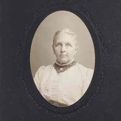 Garrett Family Manuscript Collection/unidentified woman, circa late 1800s