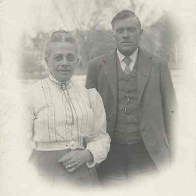 Local Families Photograph Collection/Elwood and Amy Ida Glisson, circa 1910
