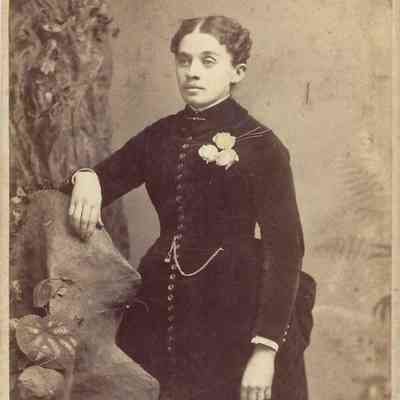 Local Families Photograph Collection/Amy Ida Williams; 1887 (2 copies)