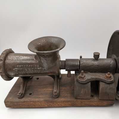 Enterprise Tinned Meat Chopper #22 with fly wheel