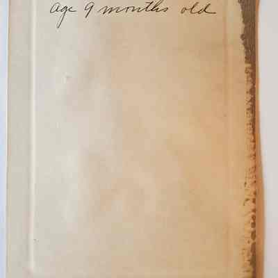 Photograph of Elizabeth Anna Worrall, age nine months old: back of photograph