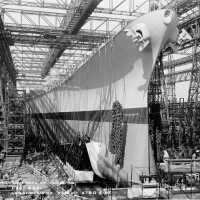 USS Iowa view of the starboard bow, completed hull, launch arrangements, the day before her launch - August 26, 1942 - FC1111C200