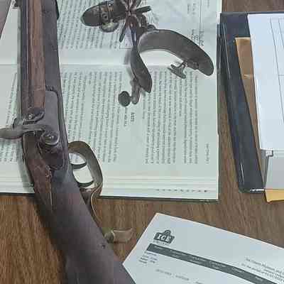 Rifle - Percussion Cap Long Rifle possibly Hawkin