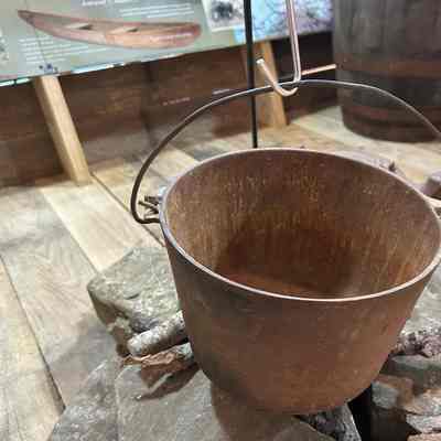 Cast Iron Hanging Pot