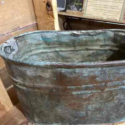 Tub