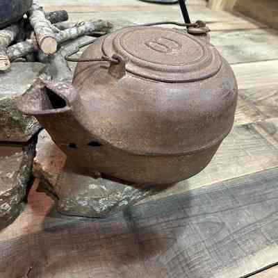 Cast Iron Kettle