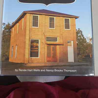 Hardin County Timeless Treasures