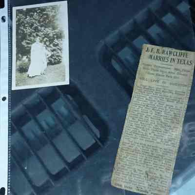Photo of Bessie Mae Kirby Rawcliffe and article "J F B Rawcliffe Marries in Texas