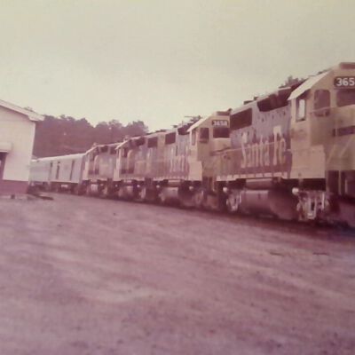 Photo of Santa Fe Engine 3659 in Silsbee Tx