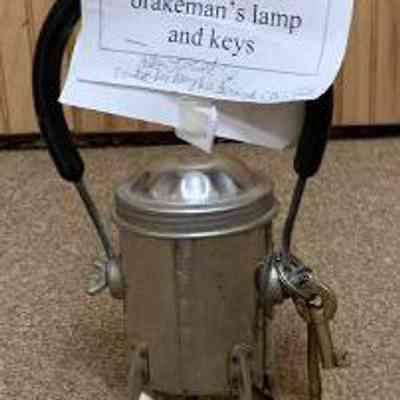 Railroad Lantern w/keys
