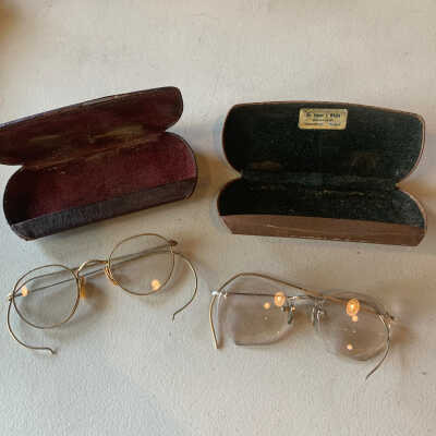 Eyeglasses