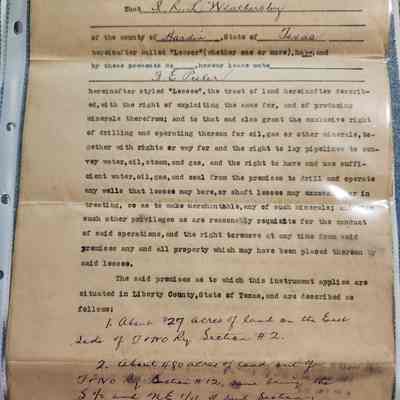 Lease of Land by R L Weathersby dated March 22, 1922 for Mineral Rights