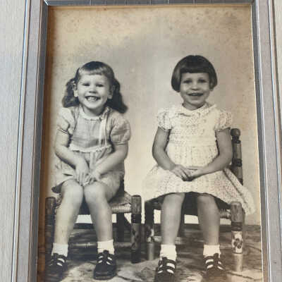 Photo of Rae and Ellan Harp