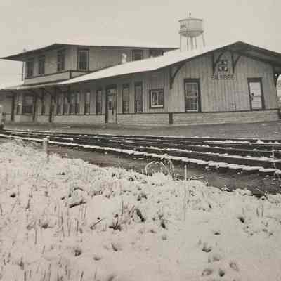Photo of Silsbee Depot with Snow