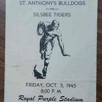 Football Program - St. Anthony's Bulldogs vs Silsbee Tigers - October 5, 1945