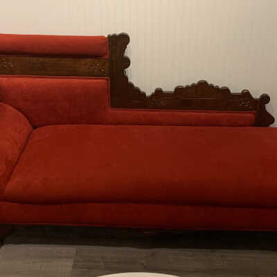 Victorian Eastlake Red Fainting Couch