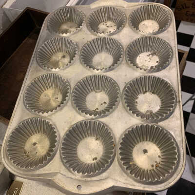 Nordic Ware Muffin Pan