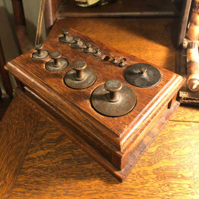 Pharmaceutical weights