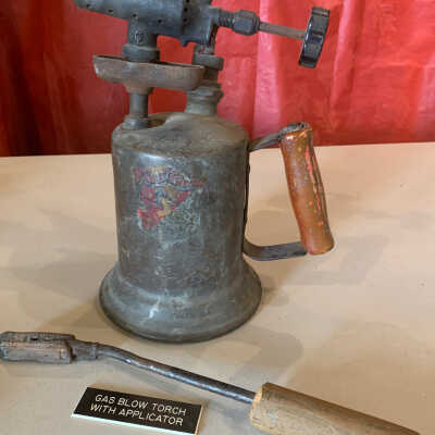 Gas Blow Torch With Applicator