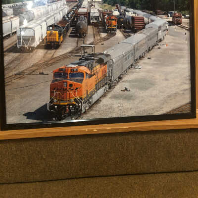 Framed photo of BSNF 7483 In train yard