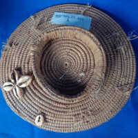 Basket and cover - Image 3