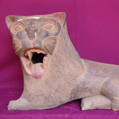 Sculpture in the form of a lion