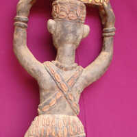 Male figure - Image 2