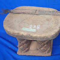 Throne and whisk - Image 2