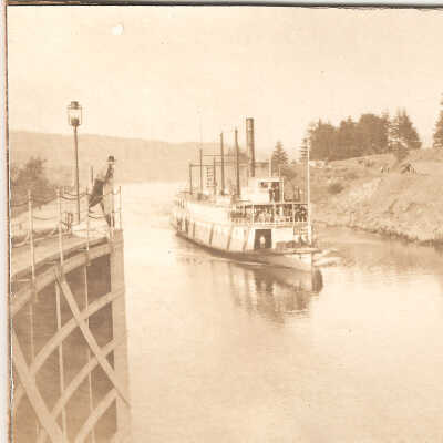 Photograph, Cascade Locks and Canal, Sternwheeler
