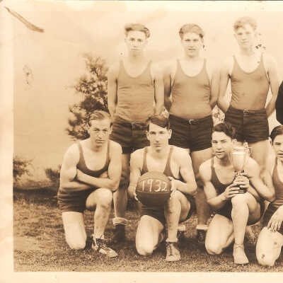 Photo, Men's Basketball Team Photo, 1932