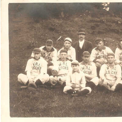 Postcard, Baseball Team, 1913