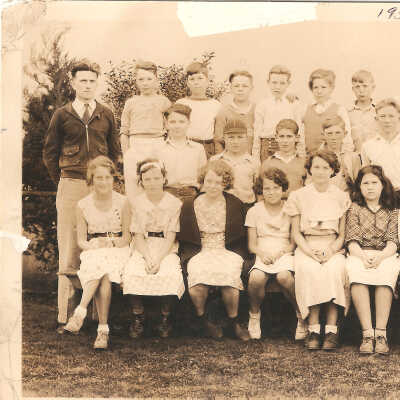 Photograph, School Photograph, 1932-1933