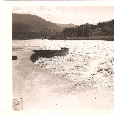 Cascade Locks, Vanport Flood, 1948