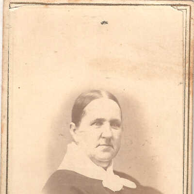 Photo, Middle-aged Woman