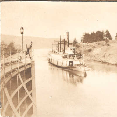 Photograph, Cascade Locks and Canal, Sternwheeler
