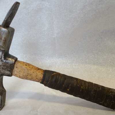 Tool, Scutch Hammer Single Slot End