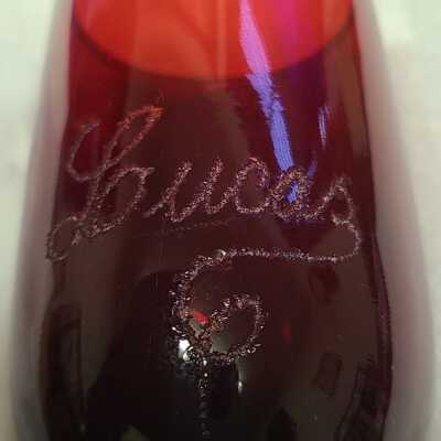 Glass, Lucas